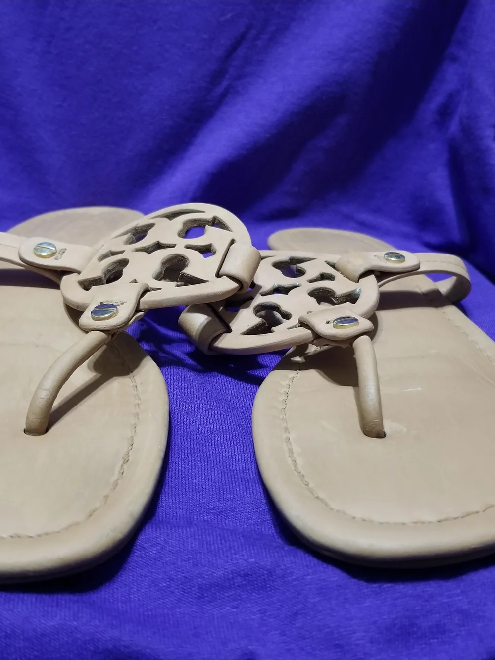 Tory Burch Women's Shoe Size 8 Taupe Miller Logo Leather Thong Sandals